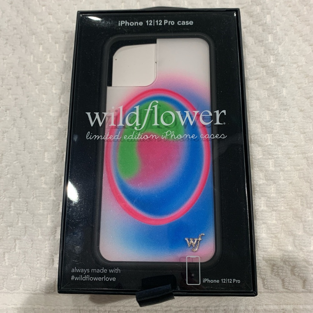 Wildflowers iPhone 12/12 Pro Case - Blue Pink Green Swirl